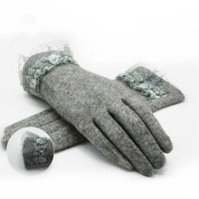 Load image into Gallery viewer, Women Full Finger Button Gloves
