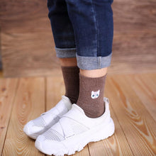 Load image into Gallery viewer, Embroidery Cotton Women Socks
