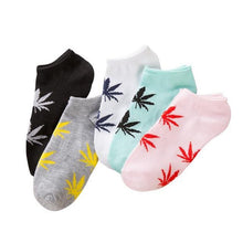 Load image into Gallery viewer, Color pattern Elastic Breathable Sock
